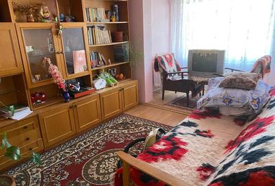 Apartament 3 camere, zona Micro 3 - 4