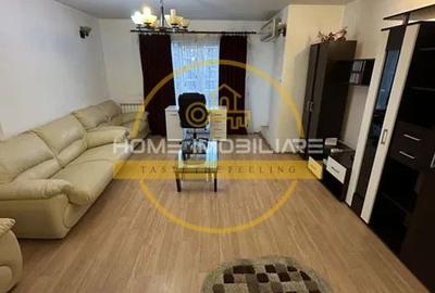 ? Apartament 3 camere de vânzare - Tătărași, Bloc Nou, Etaj Intermediar - 2