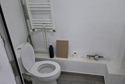 Spațiu comercial, de 40 mp, în Moara