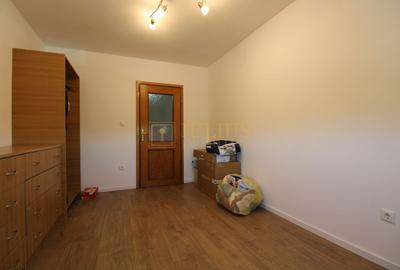 Casa in Blascovici, 5 camere + 3 bai, centrala proprie - 19