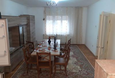 Apartament cu 3 camere decomandat în Central - 6