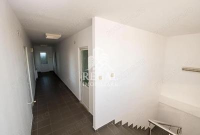 Spațiu comercial, de 490 mp, în Criș - 7