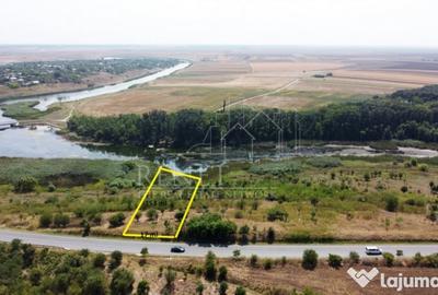 Teren de 2500 mp, în Naipu - 2