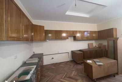 Casă cu 3 camere cu Teren 50 Mp în Cetate - 4