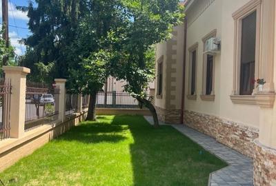 Casă cu 5 camere cu Teren 628 Mp în Titulescu - 7