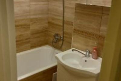 Apartament cu 4 camere decomandat în P-ța Victoriei - 1
