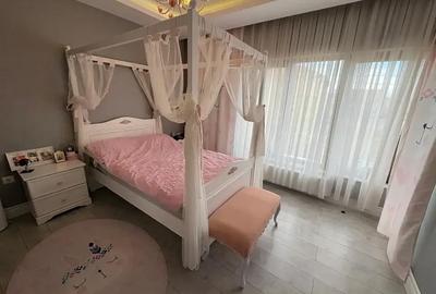 Casă cu 6 camere cu Canalizare în Exterior Est - 11