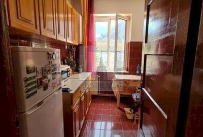 Apartament cu 4 camere decomandat în 15 Noiembrie - 4