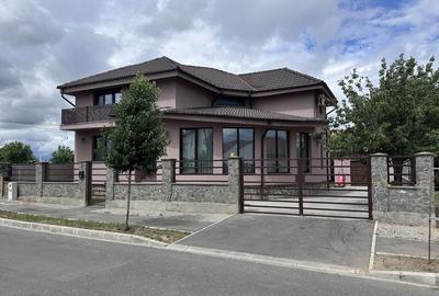 Casă cu 3 camere în Central - 3