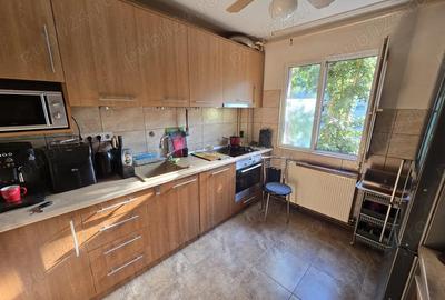 Re?i?a, apartament 4 camere, 100 mp, etaj 2, zona Micro II - 12