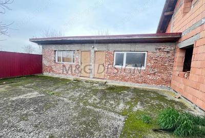 Casă cu 6 camere cu Teren 1325 Mp în Uliuc - 18