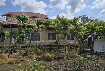 Loc. Cumpana - Casa  cu teren 600 mp -deschidere 19 mp - garaj - 119.500 Euro - 4
