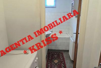 Apartament cu 3 camere semidecomandat în Trivale - 9