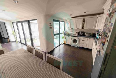 "Acasa" in Vatra Luminoasa - 2