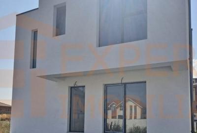 O casa noua, o fila alba – in Lazu, la doar cativa pasi de liniste - 13