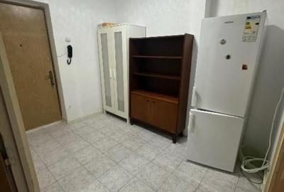 Apartament cu 3 camere decomandat în Drumul Taberei - 2