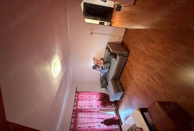 Apartament 2 Camere, etajul 2, zona Miorita piata - 2