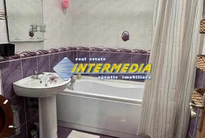 Apartament cu 3 camere decomandat, mobilat în Central - 15