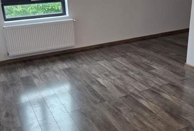 Casă cu 4 camere cu Teren 75 Mp în Central - 12