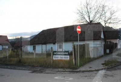 Casă cu 2 camere cu Teren 680 Mp în Simeria - 3