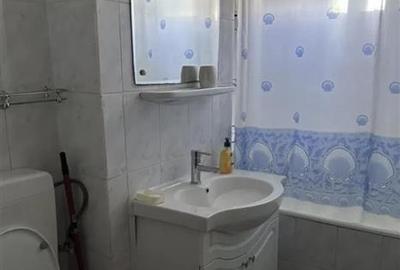 Apartament cu 3 camere semidecomandat, mobilat în Berceni - 12