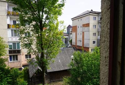 Apartament cu 2 camere de vanzare, strada Bogdan Voda