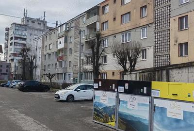 Apartament cu 3 camere decomandat în Central - 2