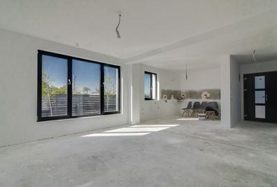 Casă individuală cu 4 camere cu Canalizare în Exterior Nord - 9