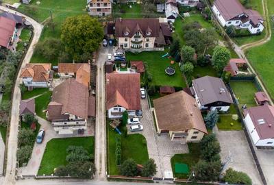 Casă individuală cu 7 camere cu Teren 747 Mp în Cheia - 5