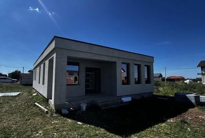 Casă cu 3 camere în Fântânele - 4