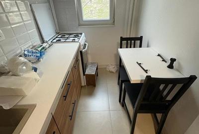Apartament cu 2 camere semidecomandat în Costin Georgian - 4