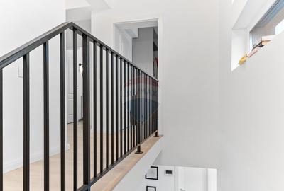 VANZARE Casa / Vila moderna cu 4 camere si curte Dragom... - 6