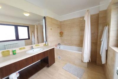 Casă individuală cu 6 camere cu Canalizare în Central - 12