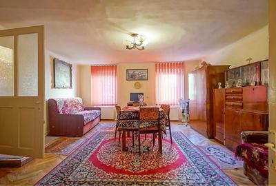 Casă cu 4 camere în Centrul Civic - 2