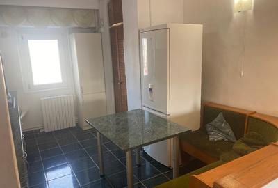 Apartament cu 3 camere decomandat în Tomis III - 15