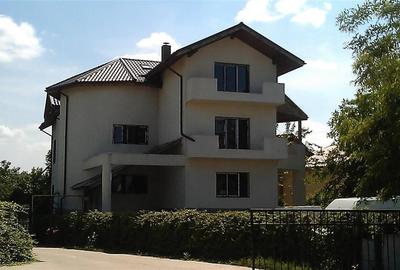 Vila S+P+1+M / Pipera Central / Drumul Potcoavei / comision 0 - 13