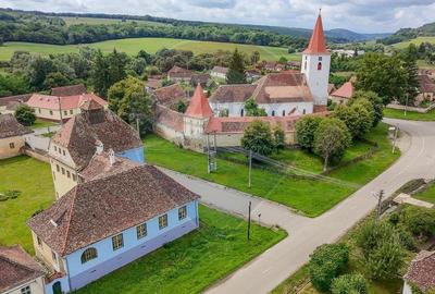 Fosta scoala saseasca semnata de Fritz Balthes - Bruiu, Sibiu - 4