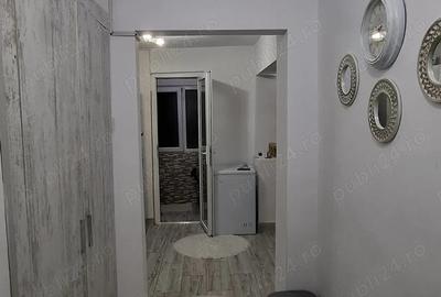 Apartament 3 camere , zona centrala - 5