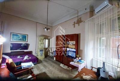 Apartament 3 camere cu vedere si balcon spre Piata Catedralei - 3