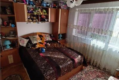 Apartament 3 camere cf 1 semidecomandat zona Micro 5 - 3