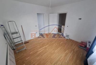 Apartament cu 3 camere decomandat în Central - 2