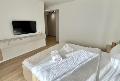 Apartament cu 3 camere decomandat, mobilat în Tractorul - 10