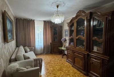 Apartament cu 2 camere decomandat în Nerva Traian