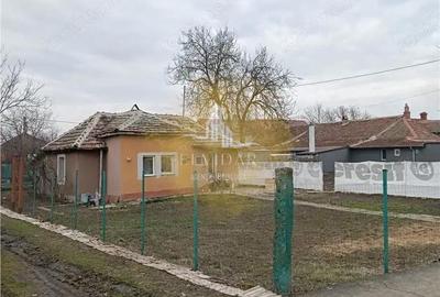 Teren de 403 mp, în Ronaț - 1