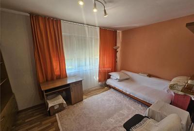 Resita, 2 Cam. Cf. 1, Et. 2, Micro 1 - 1