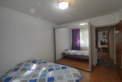 Apartament cu 3 camere semidecomandat, mobilat în Titan - 4