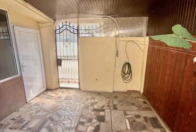 Casa de vanzare Frumusani - Spatiu Comercial la Parter - 25 min de Bucuresti - 17