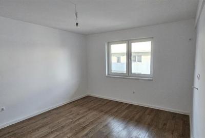 Apartament 2 camere cu balcon si loc de parcare zona Doamna Stanca - 1