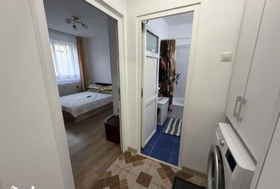Apartament cu 3 camere decomandat în Democrației - 9