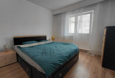 Apartament cu 3 camere decomandat în Turnișor - 3
